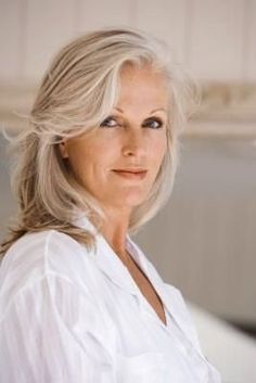 Best hairstyles for over 75 year old woman