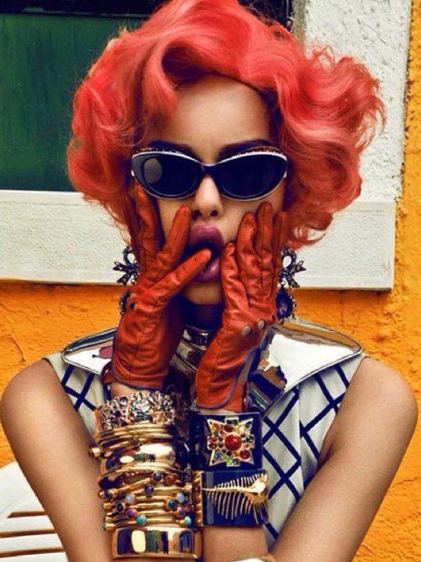 прическа на волосы ниже плеч без челки