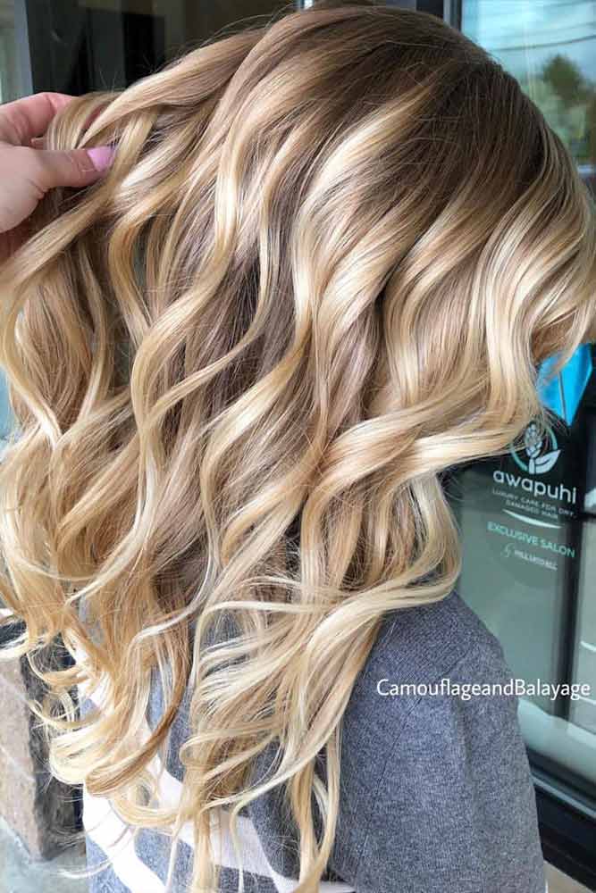 Big Bouncy Curls #hairstyles #faceshape #longface #longhair #blondehighlights