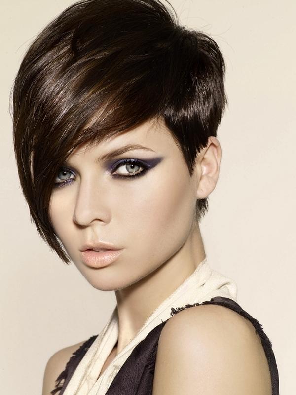 каре на короткие волосы