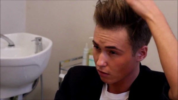 Пробор, виски и челка – правильное сочетание