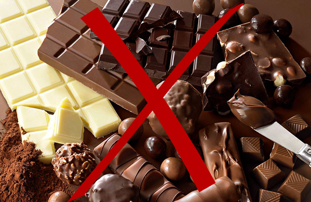 Исключить из питания шоколад